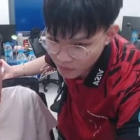 Nhật Hào [FPT_BeTroc]