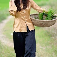Con Nguyệt