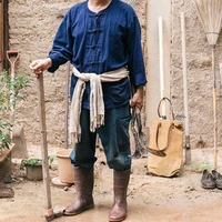 Người làm nhà lão Hoàng