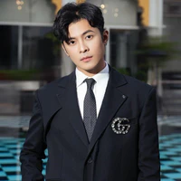 Nguyễn Tuấn Kiệt - Gin Tuấn Kiệt