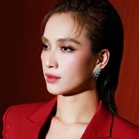 Phan Lê Ái Phương - cô