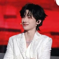 Dư Vũ Hàm" hắn "