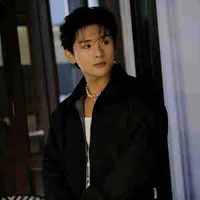 Đoàn Thế Lân/ Grey D-2000