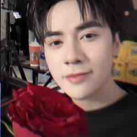 Lê Quang Hùng 