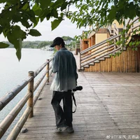 Tả Kỳ Hàm -em