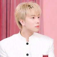 Trần Phong Hào - Omega(Mèo)