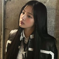 Minji (chị Jihye)
