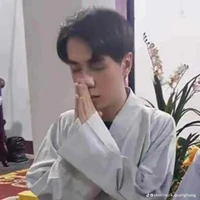 Tg hay tự luyến
