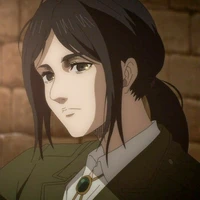 pieck /zợ hange/