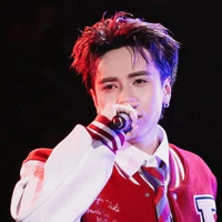 quang hùng