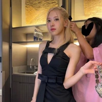 Park Chaeyoung /Rosé