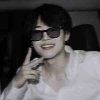 Park Jimin( Cậu )