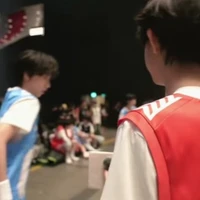 AMU mê Nhiếp Hằng