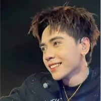 Lê Quang Hùng ( phone)