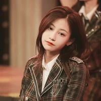 Viên Nhất Kỳ - cô