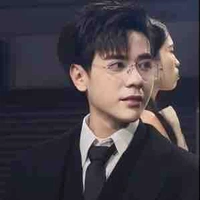 Quang Hùng 