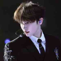 Huening Kai 