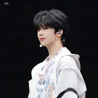 Trương Hàm Thụy