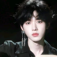 Tống Á Hiên