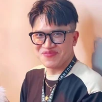 Nguyễn Công Vinh/Lạc Lạc