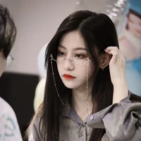 Viên Nhất Kỳ - cô