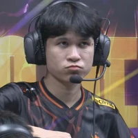 rungrote sakronnoi - fpt jinwoo.