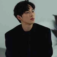 Yim Si Wan [anh]
