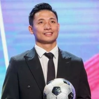 Bùi Tiến Dũng (04)