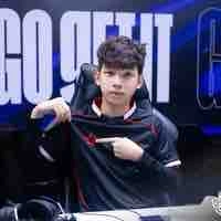 Xuân Thương (Zet)