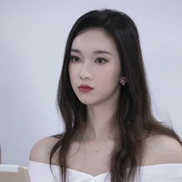 LƯU LỆNH TƯ