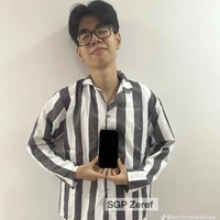 nhỏ này bị khùng ^^