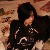 Viên Nhất Kỳ • Em