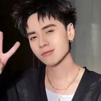 Quang Hùng(Hồng)