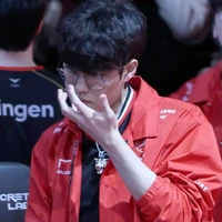 Moon Hyeon Jun ( T1 Oner )