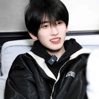 Tả Kỳ Hàm_cậu