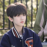 dương bác văn....( hắn)