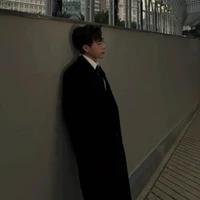 tác giả nè bây 😞