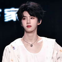 Trương Hàm Thụy (O)