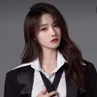 Lâm Hạ Thiên - nàng