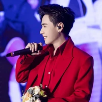 Quang Hồng Match tơ đê đây