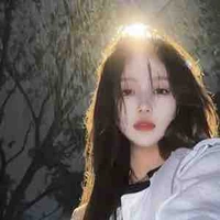 Phí Hương Nhi 