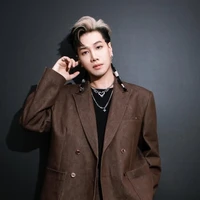 Hoàng Kim Long