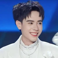 Hùng
