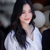 LingLing Kwong [Cô]