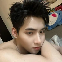 Hùng Huỳnh