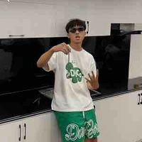 icyfamous 