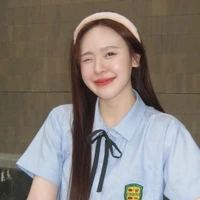 June ( Hồi cấp ba )