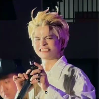 Nhỏ T/g
