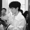 Tác giả nhạt như ST à