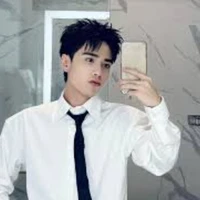 Quang Hùng (phone)